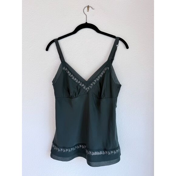 NWT Gold Hawk 100% Silk Embroidered Camisole in Deep Emerald Green Size Small - Picture 2 of 9
